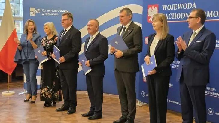 Nagrody i odznaczenia dla pracowników Zespołu Szkół w Kaliszu Pomorskim