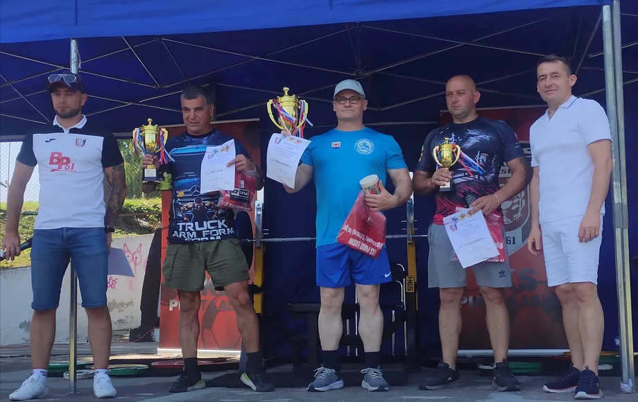 Sukces zawodników Stowarzyszenia Sportów Siłowych Rufian Jankowo w Łasinie