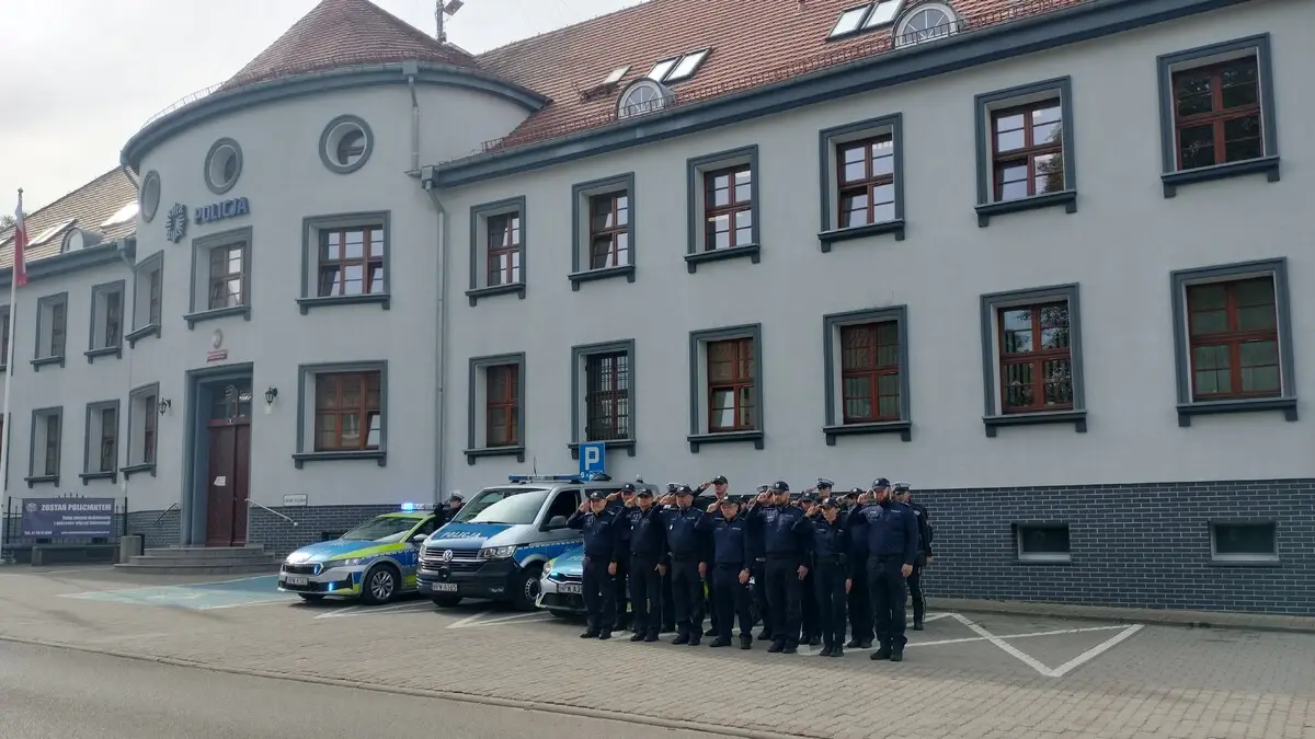 Hołd dla zmarłego policjanta w Drawsku Pomorskim